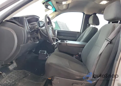 2008 Chevrolet Silverado C1500 z USA, uszkodzony, nr VIN 2GCEC19C281308593